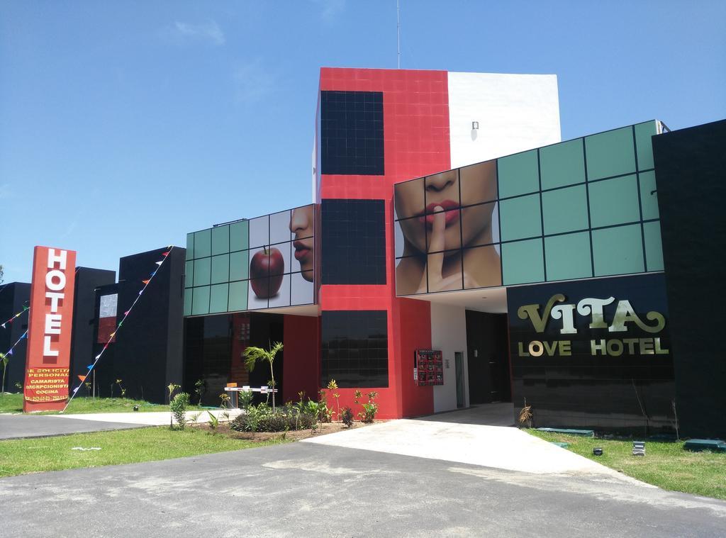 Vita Love Hotel Merida Bagian luar foto