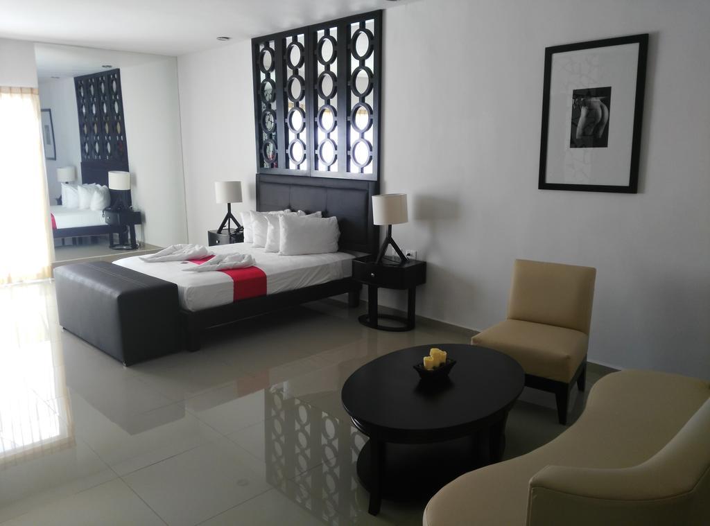 Vita Love Hotel Merida Bagian luar foto