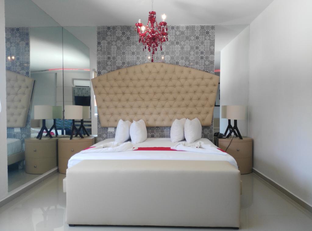 Vita Love Hotel Merida Bagian luar foto