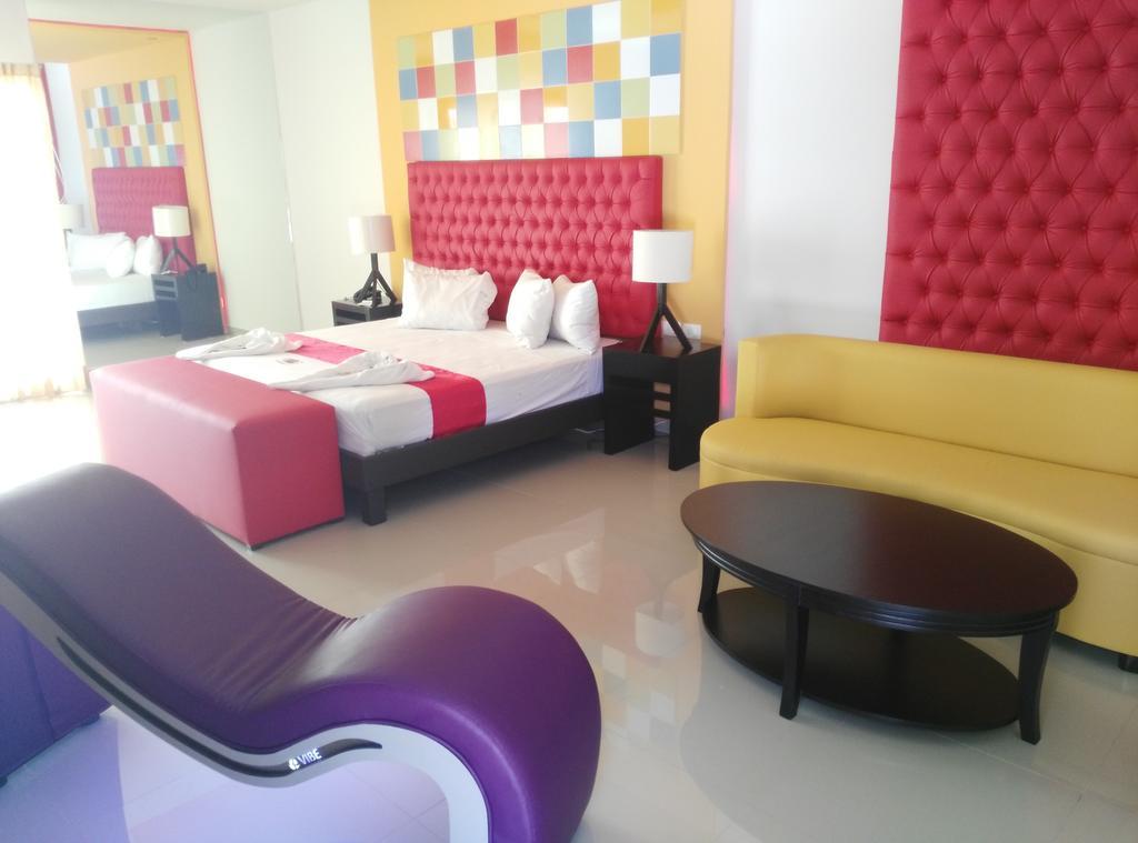 Vita Love Hotel Merida Bagian luar foto