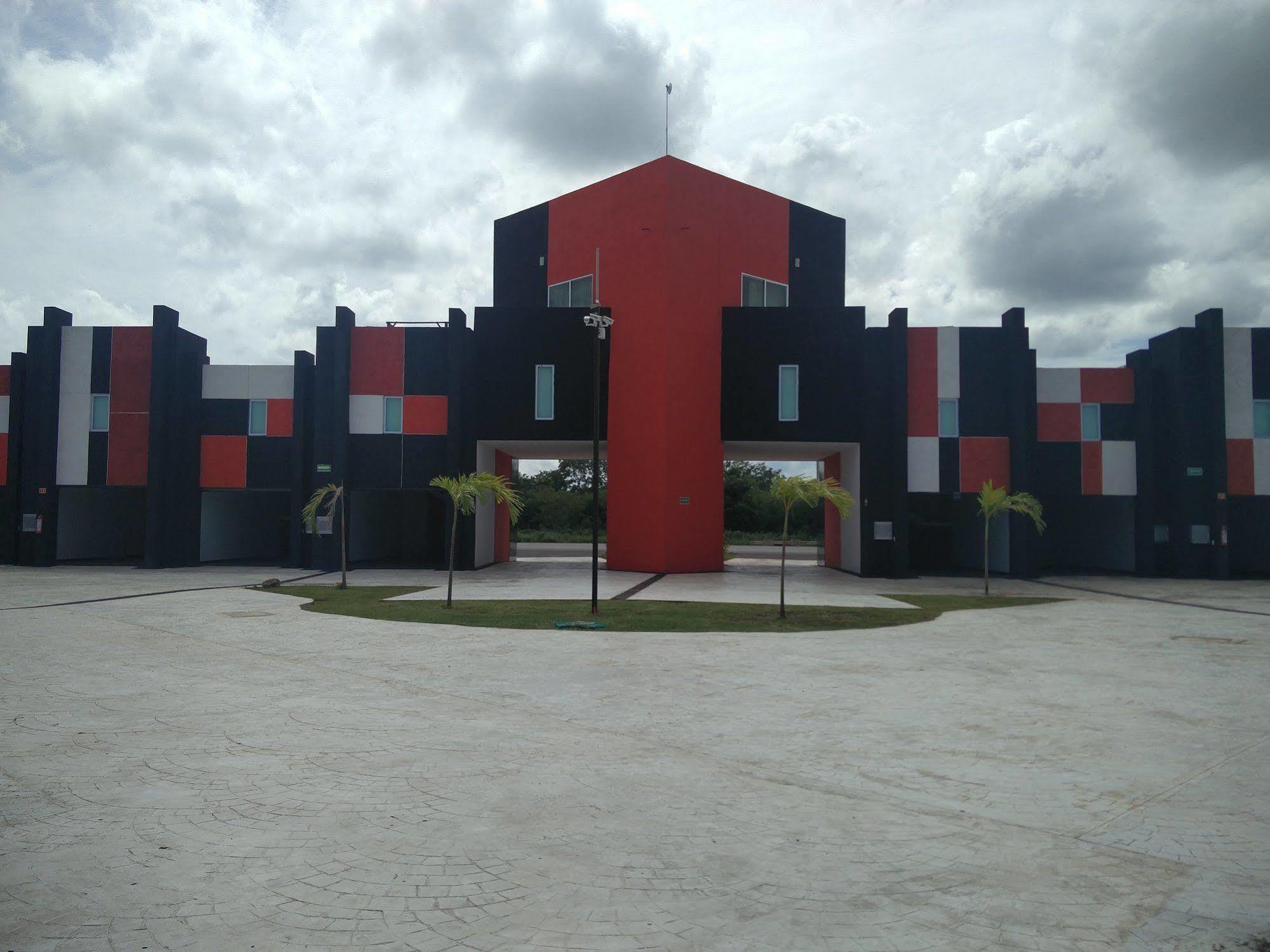 Vita Love Hotel Merida Bagian luar foto